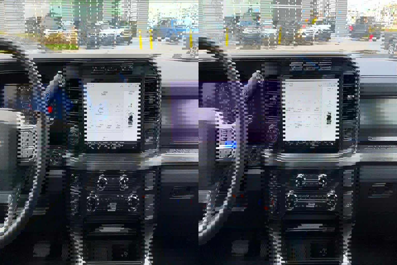 Certified 2024 Ford F250 Lariat w/ Lariat Ultimate Package image 8