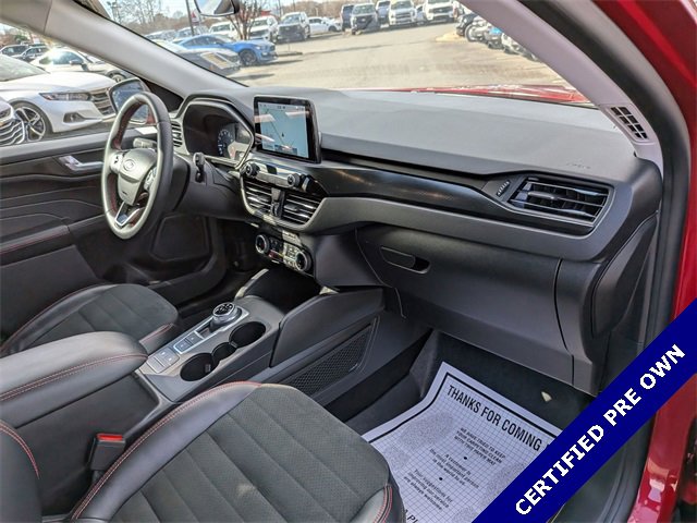 Certified 2022 Ford Escape SEL w/ SEL Stealth AWD Package image 37