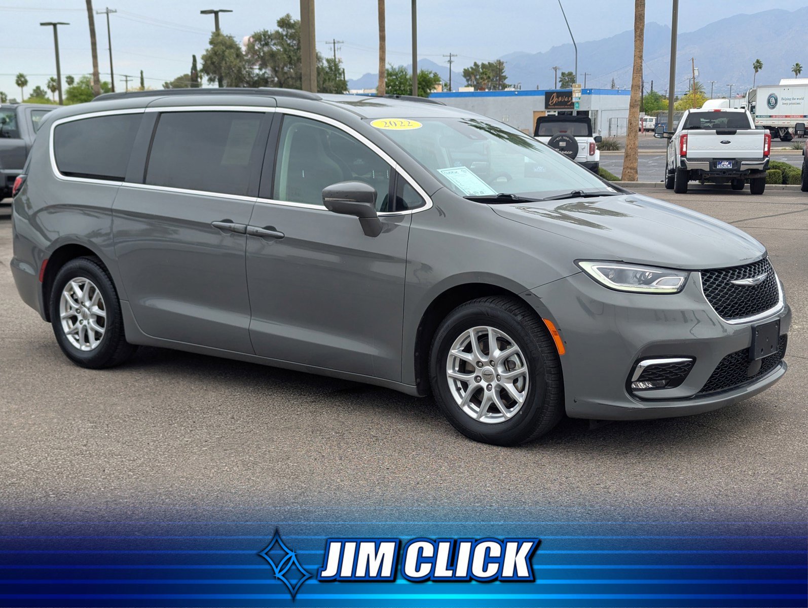 Used 2022 Chrysler Pacifica Touring-L FWD image 1