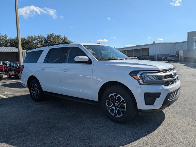 Certified 2024 Ford Expedition Max XLT image 8