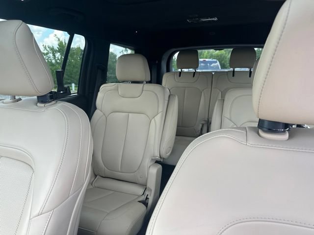 Used 2024 Jeep Grand Cherokee L Limited w/ Luxury Tech Group II AWD/4WD image 9