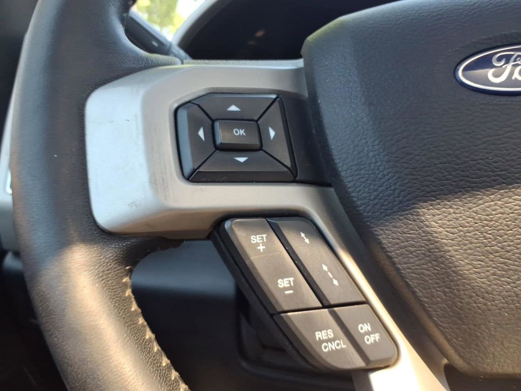 Certified 2020 Ford F250 Lariat w/ Lariat Ultimate Package AWD/4WD image 17