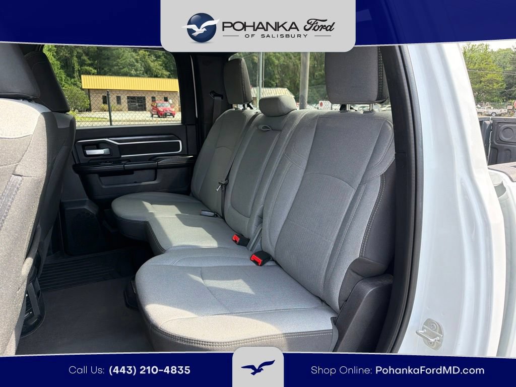 Used 2024 RAM 3500 Big Horn AWD/4WD image 18