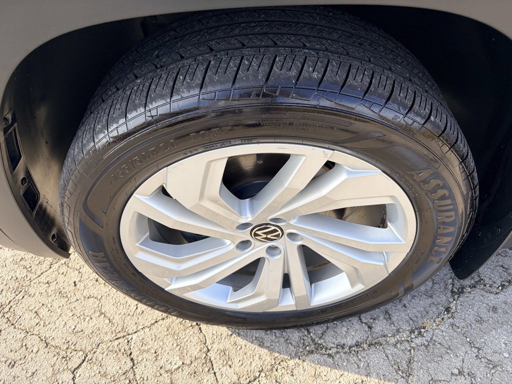 Used 2021 Volkswagen Atlas SE w/ Panoramic Sunroof Package image 36