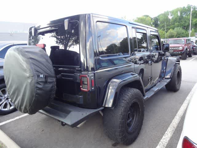 Used 2017 Jeep Wrangler Unlimited Sahara w/ Connectivity Group AWD/4WD image 7