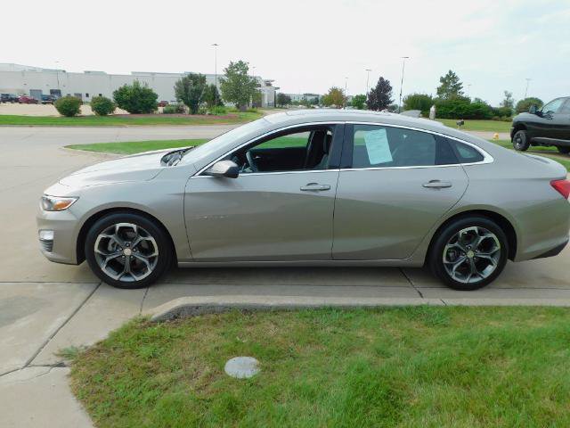 Used 2023 Chevrolet Malibu LT FWD image 13