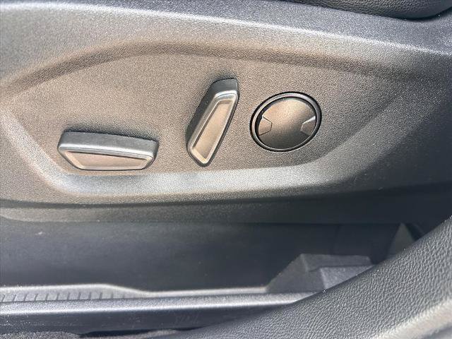 Certified 2024 Ford Edge Titanium AWD/4WD image 17