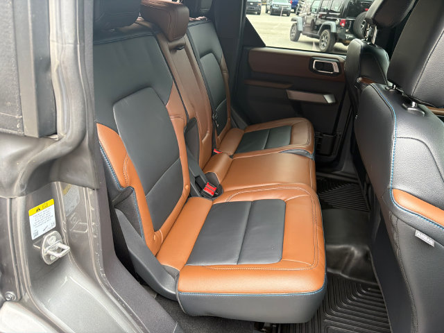 Certified 2022 Ford Bronco Outer Banks AWD/4WD image 17