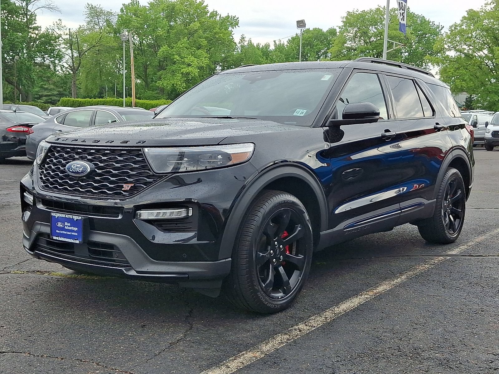 Certified 2023 Ford Explorer ST w/ Equipment Group 401A AWD/4WD image 3