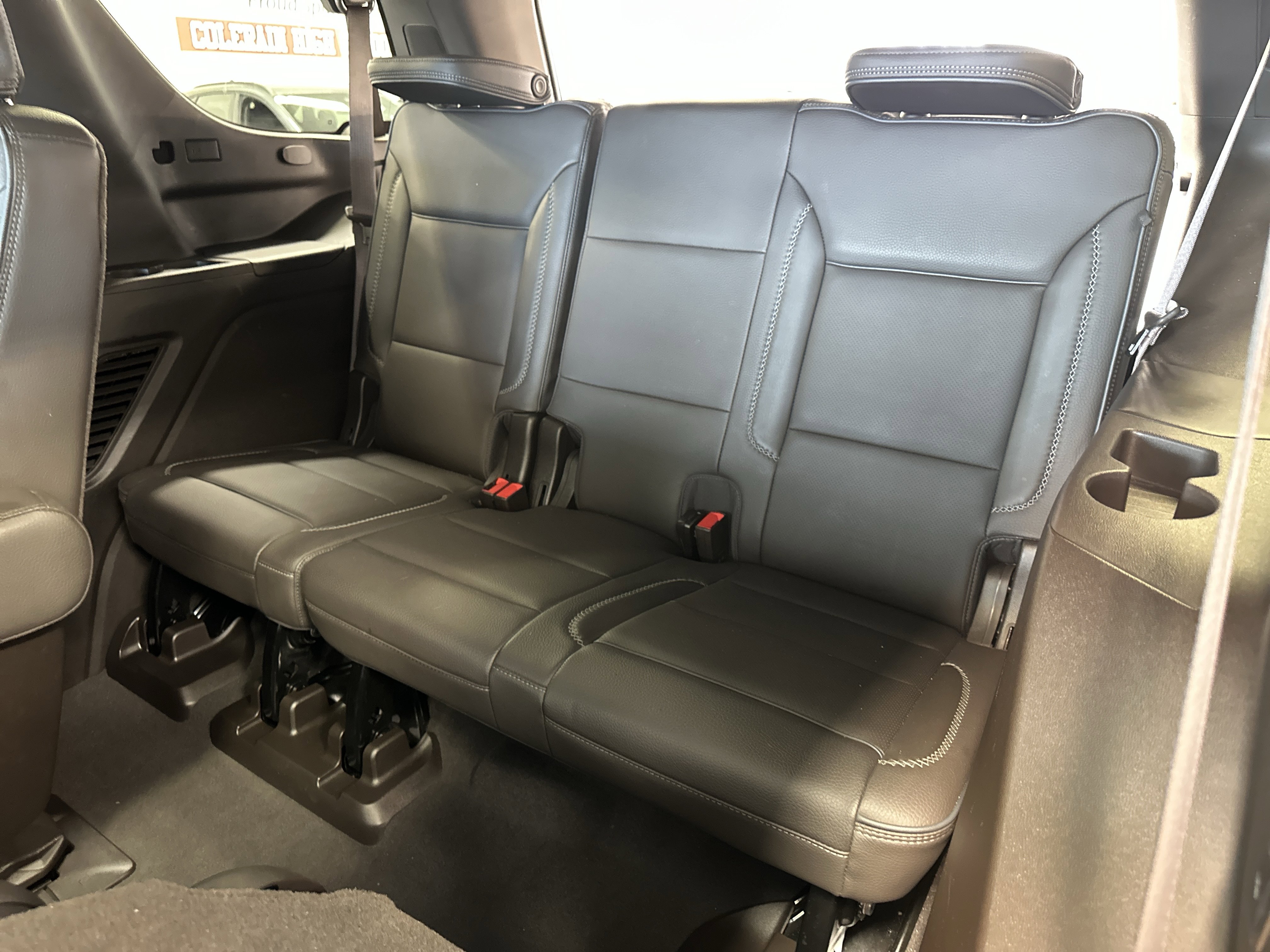 Used 2021 GMC Yukon Denali w/ Denali Premium Package image 7