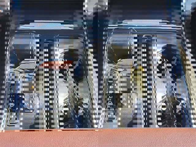 Certified 2021 Ford F150 Lariat w/ Equipment Group 502A High image 18