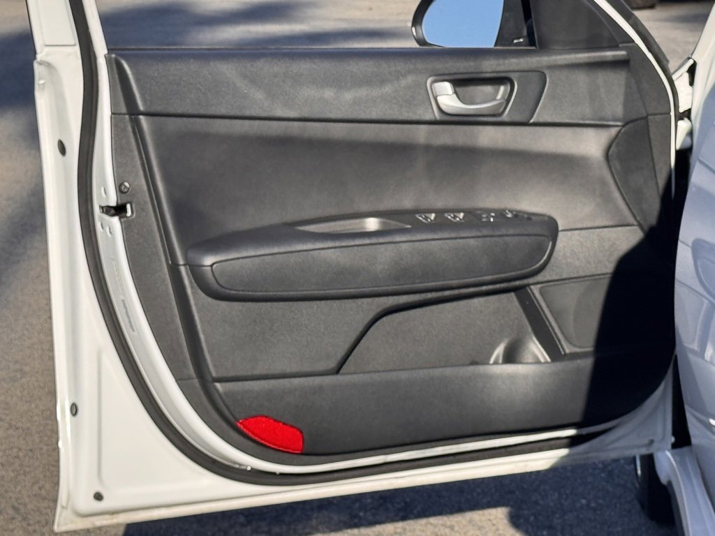 Used 2020 Kia Optima SE image 15