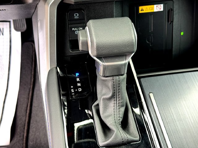 Used 2024 Toyota Tundra Platinum AWD/4WD image 19