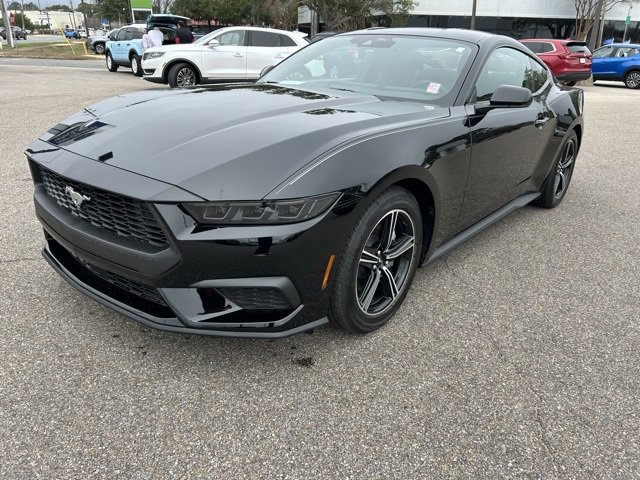 Certified 2025 Ford Mustang Coupe image 4
