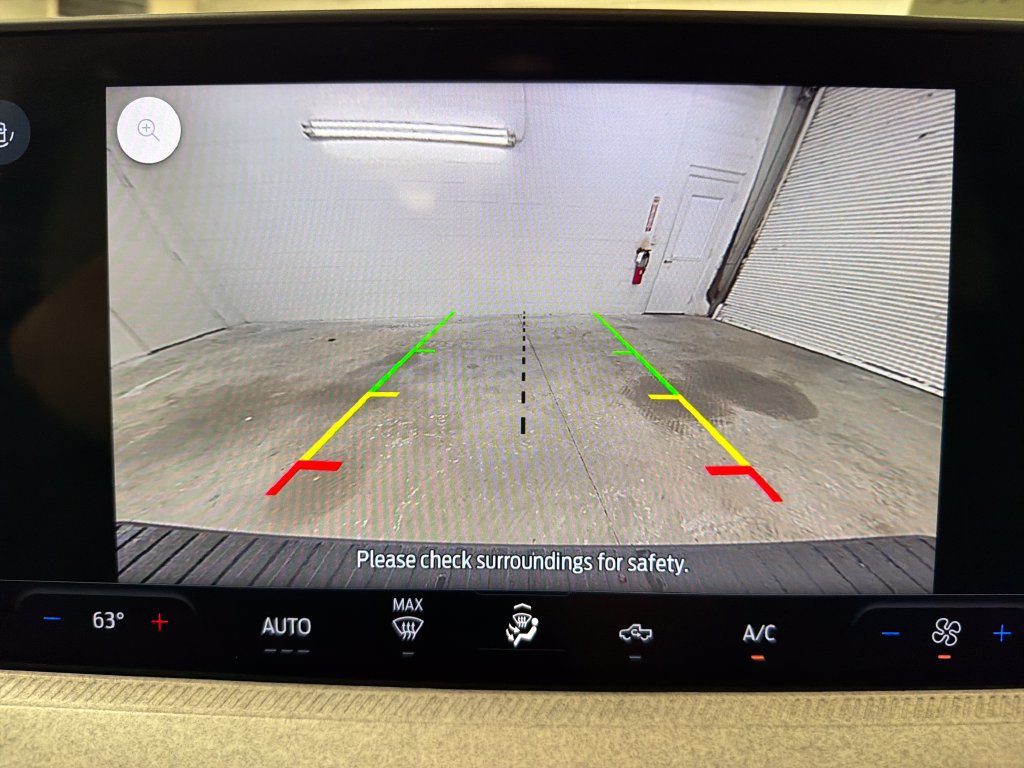 Certified 2025 Ford Maverick XLT FWD image 27