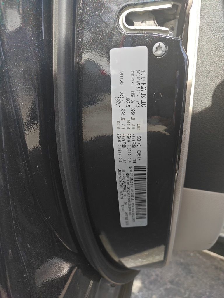 Used 2018 Chrysler Pacifica Limited w/ Advanced Safetytec Group image 16