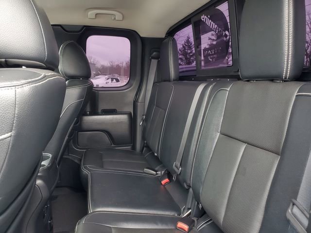 Used 2017 Nissan Titan PRO-4X w/ Pro-4x Convenience Package image 28