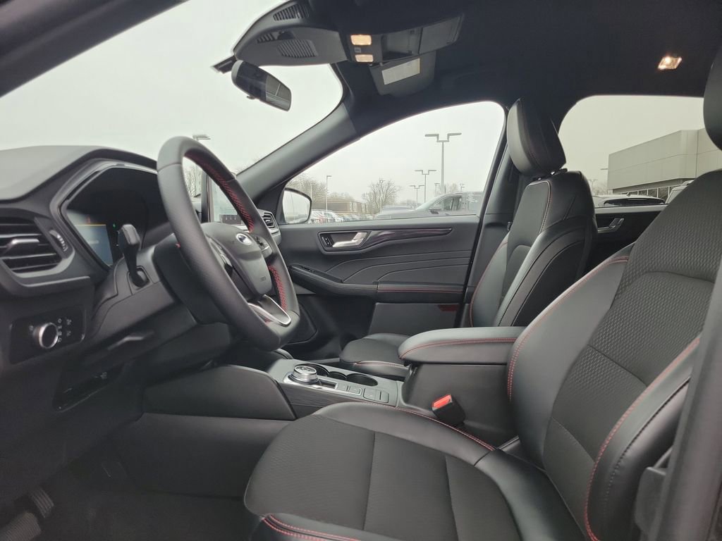 Certified 2025 Ford Escape ST-Line AWD/4WD image 16