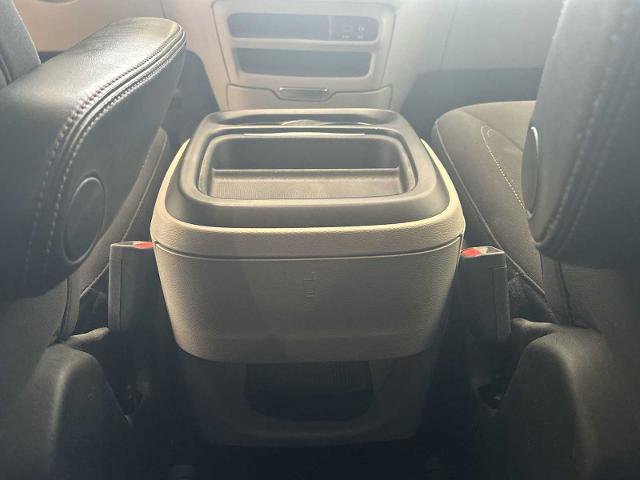 Used 2020 Chrysler Pacifica Touring image 24