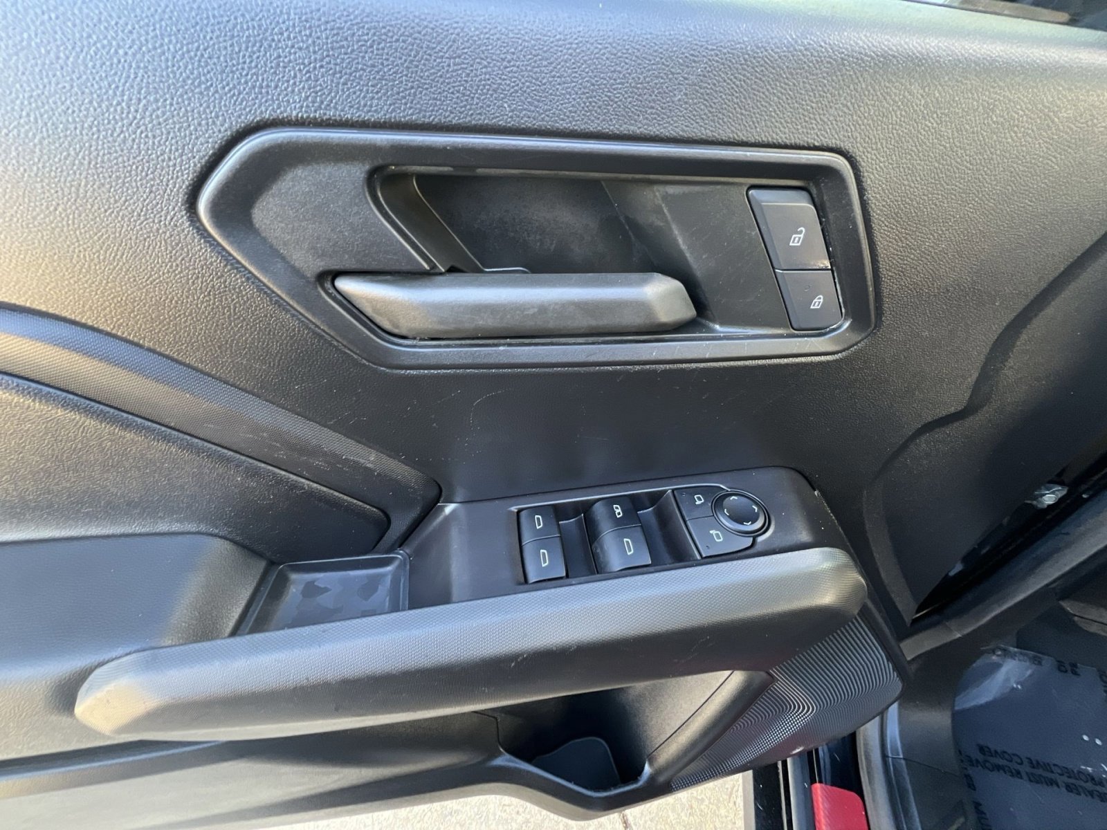 Used 2024 Chevrolet Colorado Trail Boss w/ Technology Package image 15