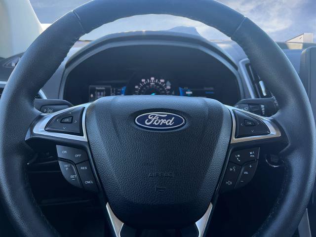 Certified 2024 Ford Edge SEL w/ Convenience Package AWD/4WD image 11