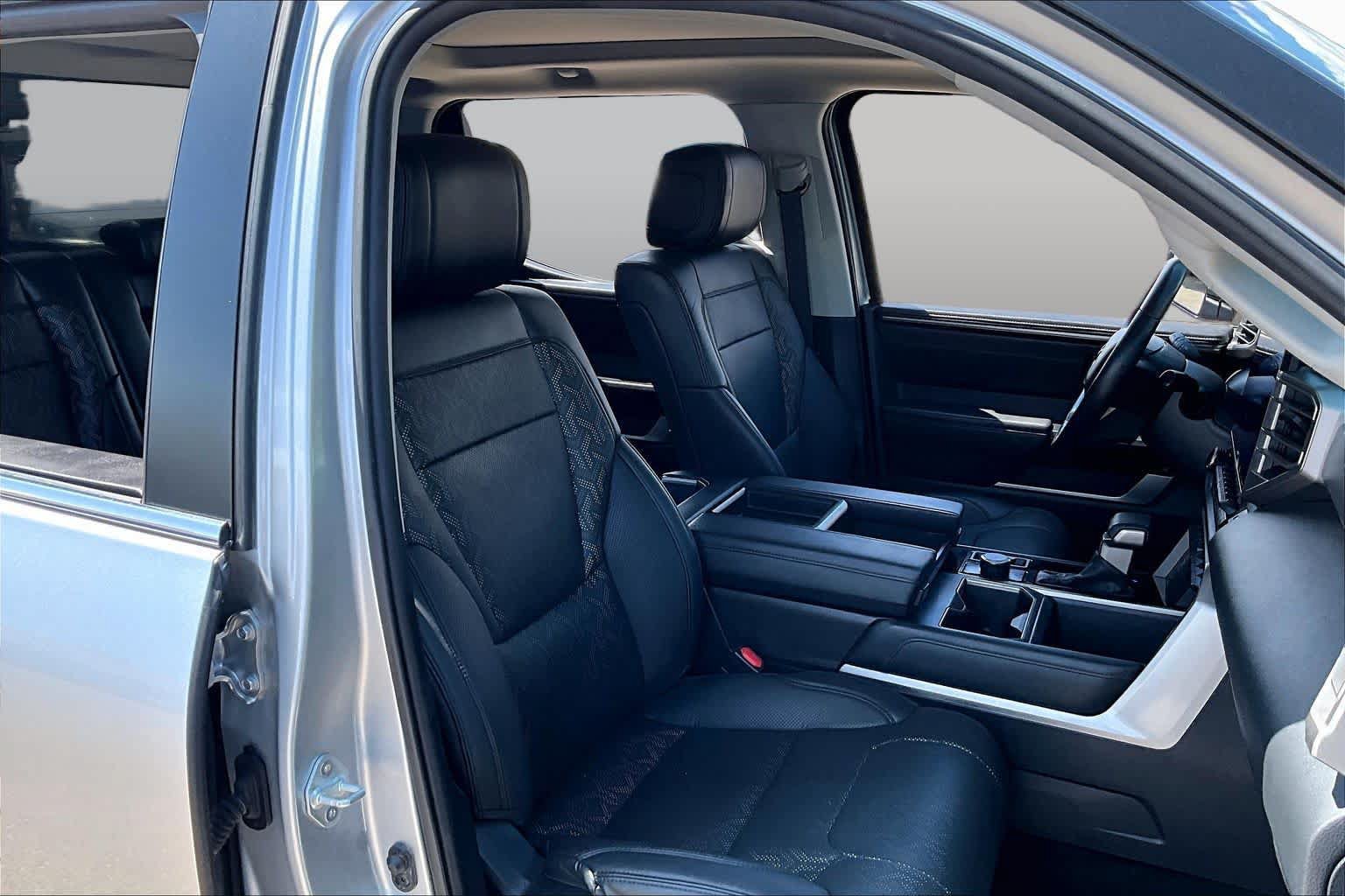 Used 2024 Toyota Tundra Limited w/ Power Package AWD/4WD image 8