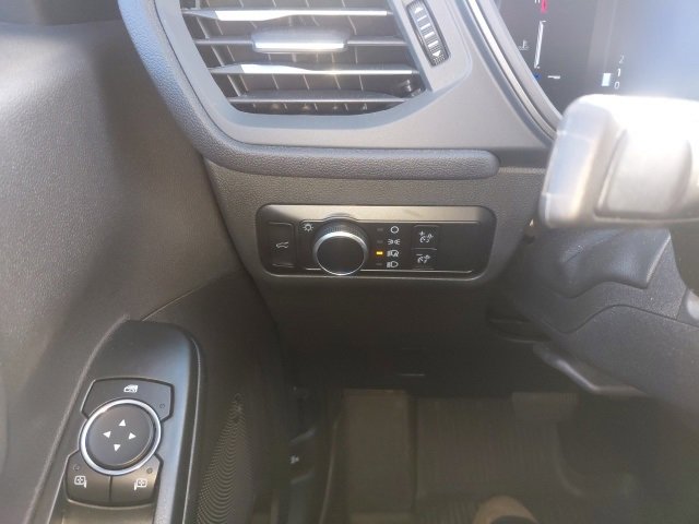 Certified 2025 Ford Escape Active w/ Cold Weather Package image 18