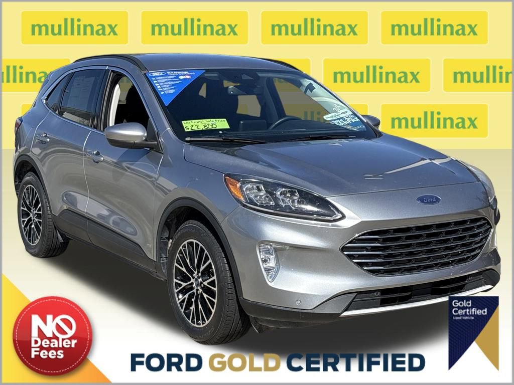 Certified 2022 Ford Escape Titanium image 1