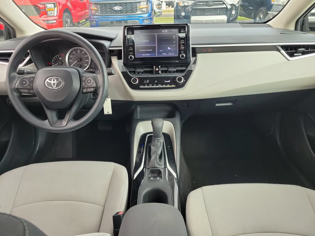Used 2020 Toyota Corolla LE FWD image 11