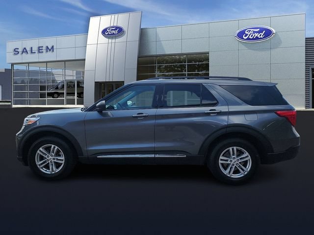 Certified 2022 Ford Explorer XLT w/ Equipment Group 202A AWD/4WD image 5