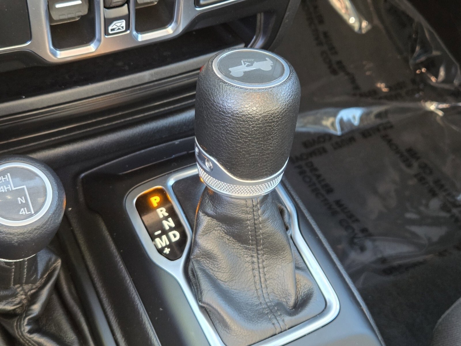 Used 2023 Jeep Wrangler Willys image 23