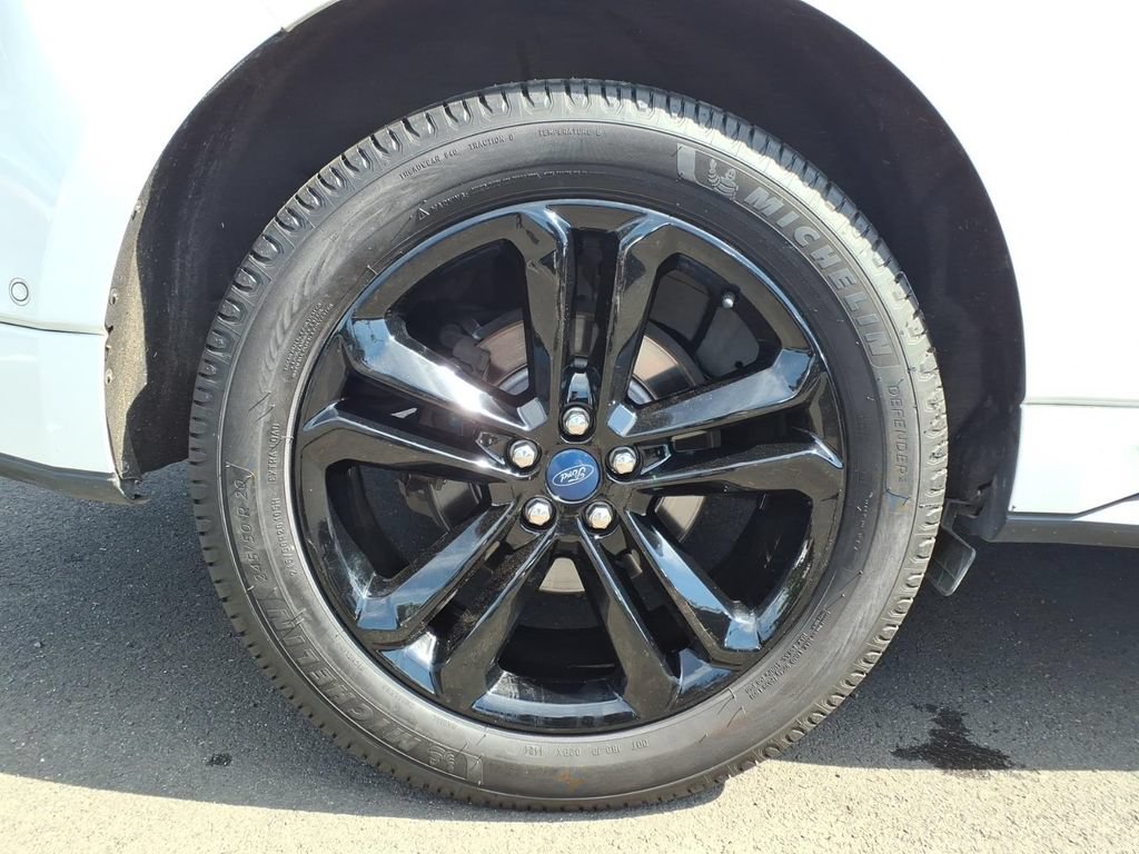 Certified 2018 Ford Edge Sport w/ Equipment Group 401A AWD/4WD image 25