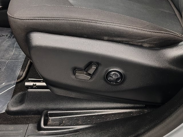 Used 2022 Chrysler Pacifica Touring FWD image 23