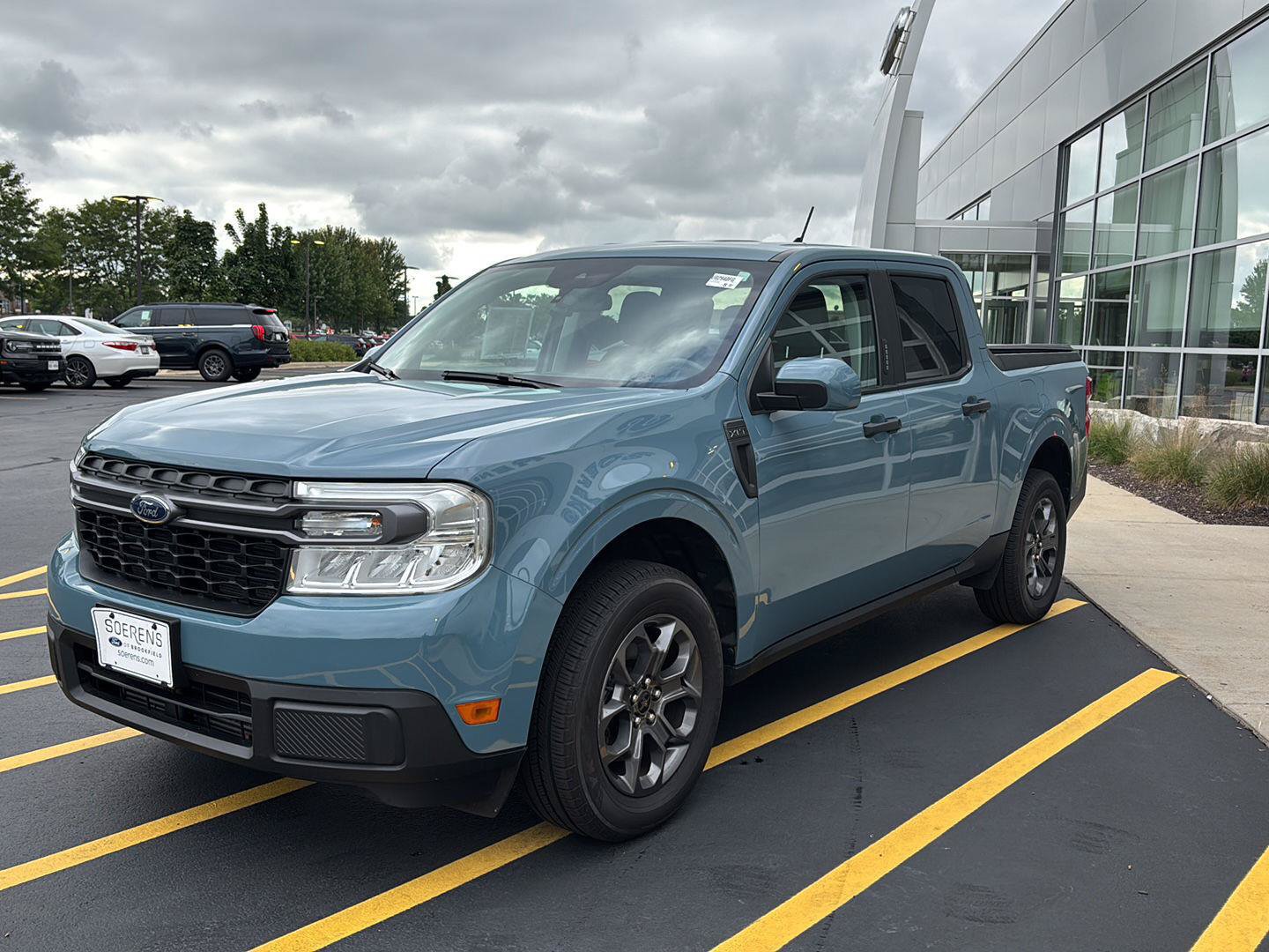 Certified 2023 Ford Maverick XLT w/ Equipment Group 300A Standard AWD/4WD image 3