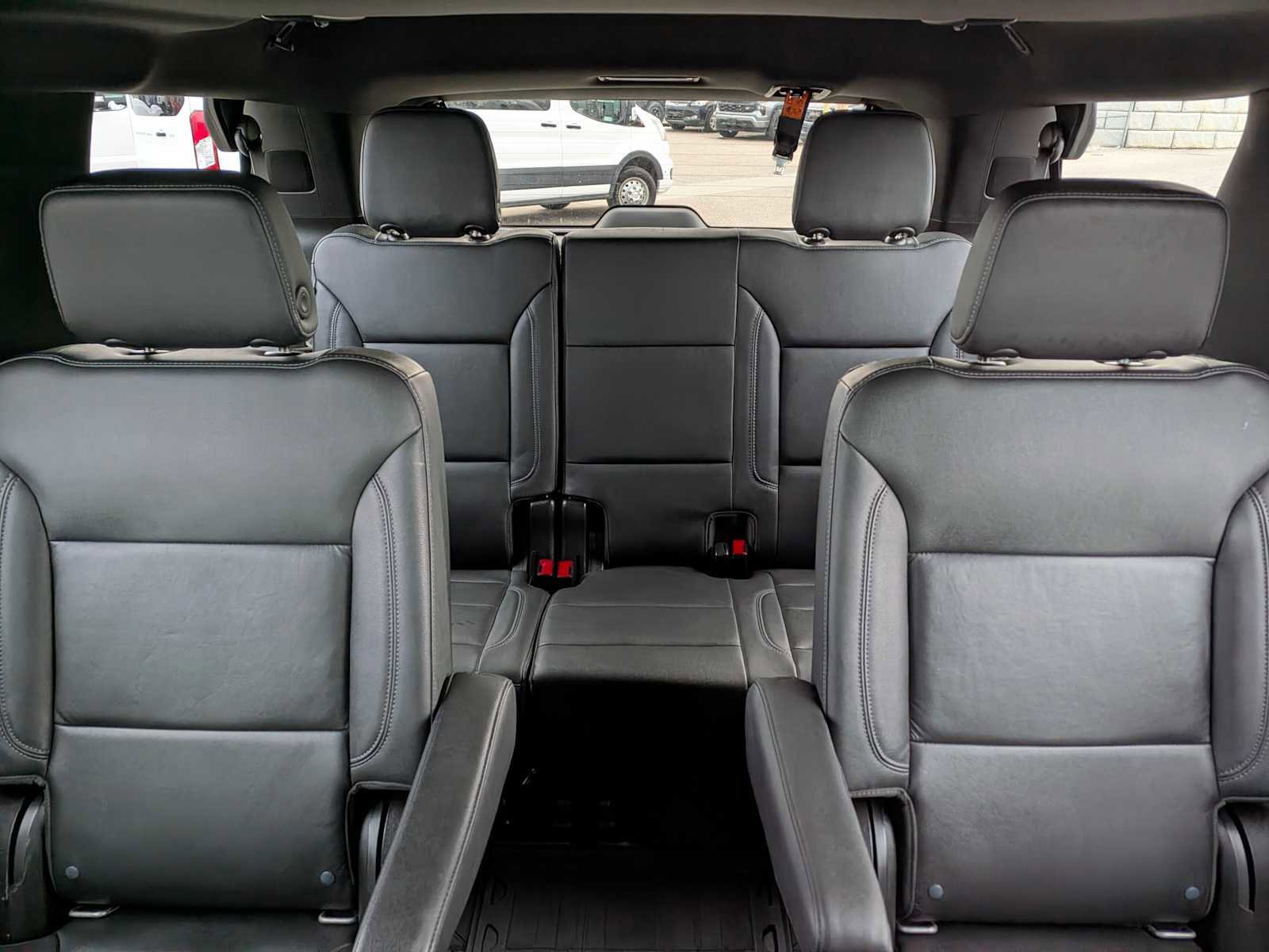 Used 2021 Chevrolet Tahoe Z71 w/ Z71 Off-Road Package image 26