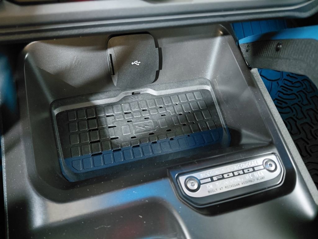 Certified 2024 Ford Bronco Wildtrak image 16