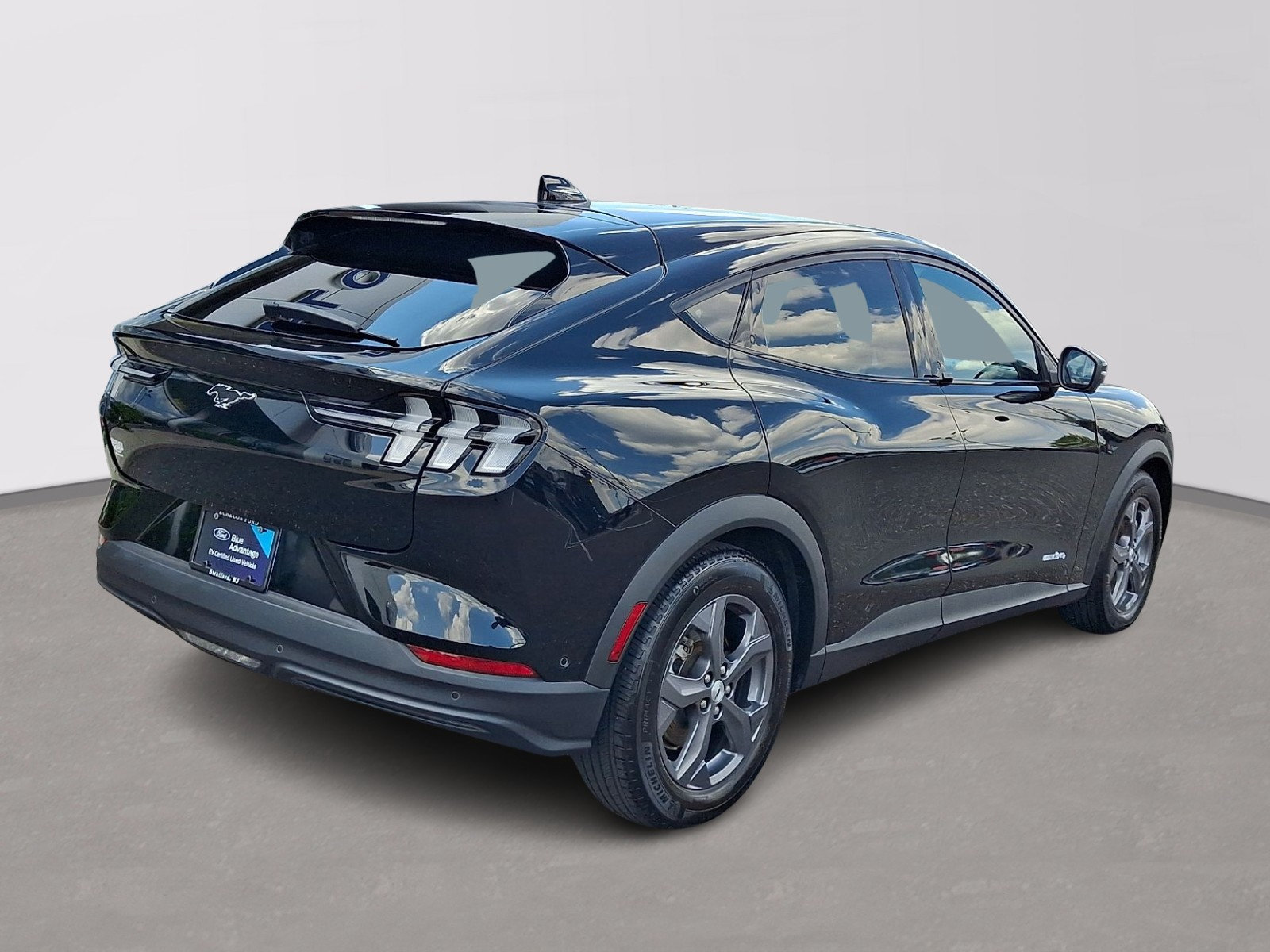 Certified 2023 Ford Mustang Mach-E Select AWD/4WD image 6