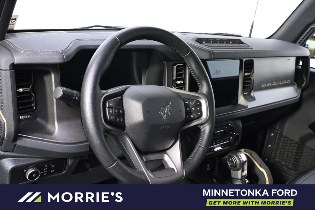 Certified 2025 Ford Bronco Badlands AWD/4WD image 11