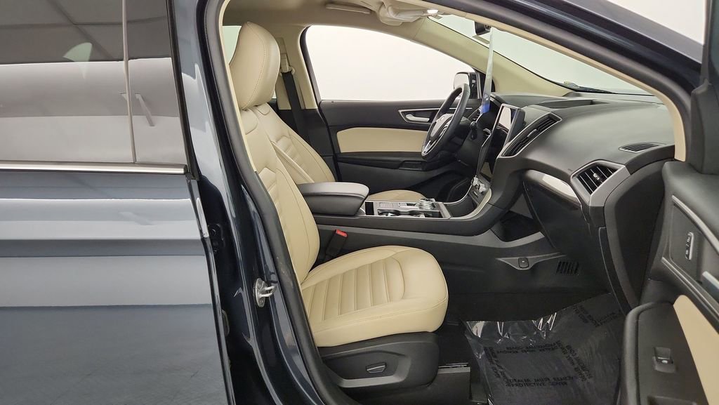 Certified 2023 Ford Edge SEL w/ Convenience Package AWD/4WD image 28