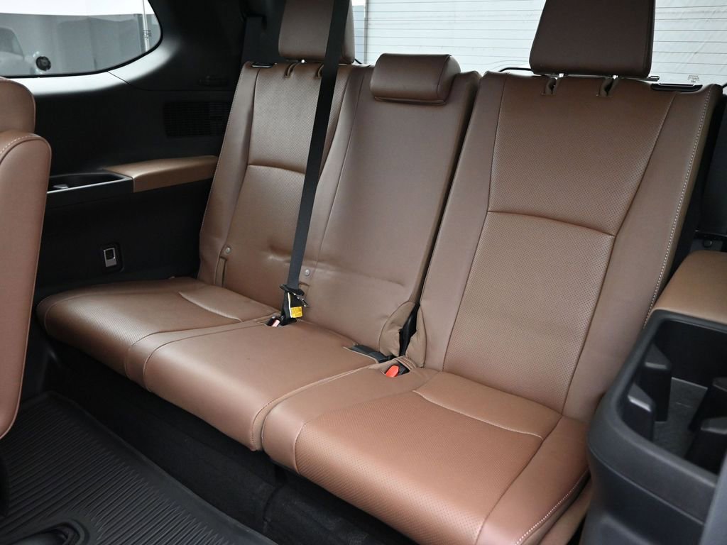 Used 2024 Toyota Grand Highlander AWD Hybrid image 20