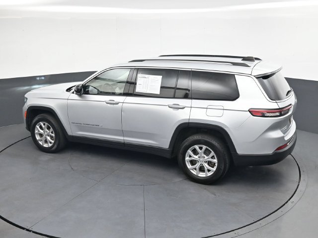 Used 2023 Jeep Grand Cherokee L Limited AWD/4WD image 35