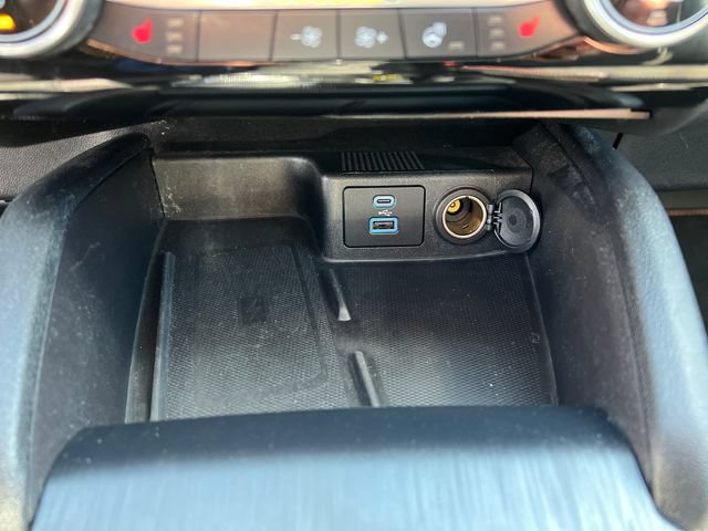 Certified 2022 Ford Escape SEL w/ SEL Stealth AWD Package image 22