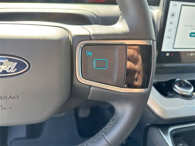 Certified 2025 Ford Expedition Active image 34