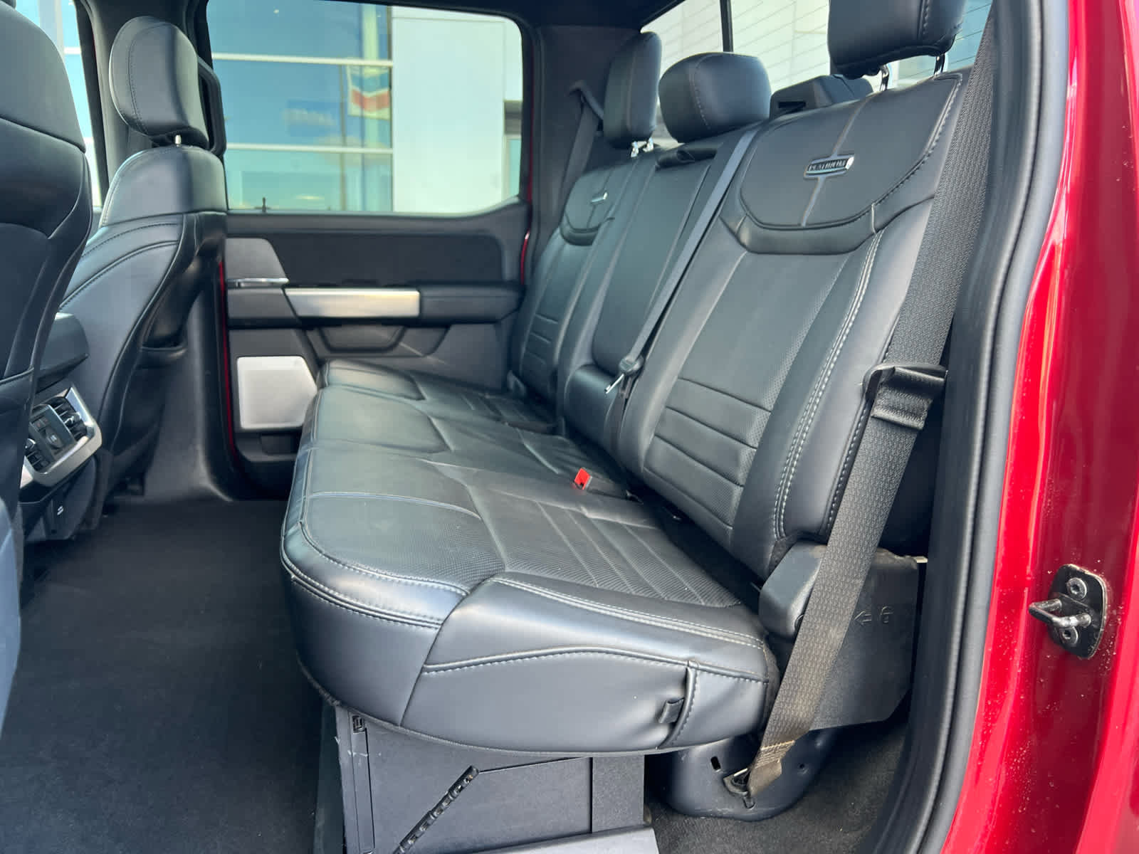 Certified 2025 Ford F350 Platinum image 27