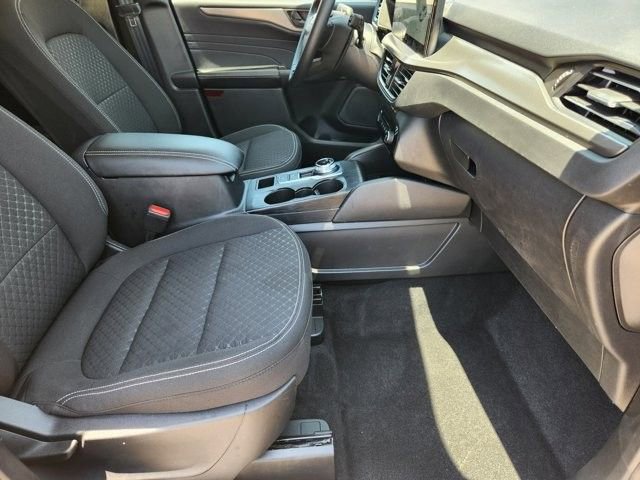 Certified 2024 Ford Escape Active w/ Tech Pack #1 FWD image 13