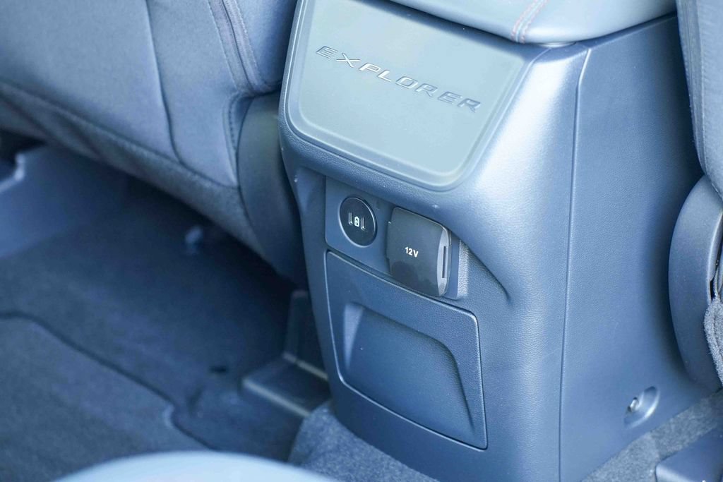 Certified 2026 Ford Explorer Active AWD/4WD image 24