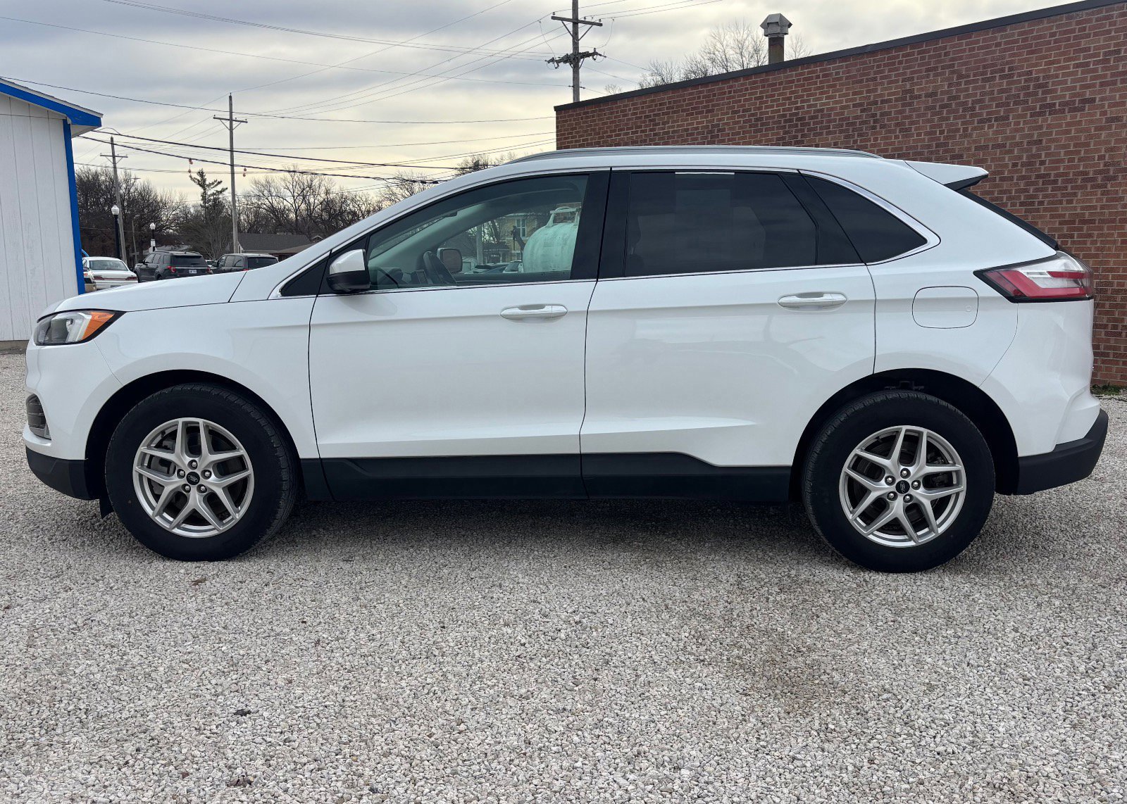 Certified 2024 Ford Edge SEL w/ Convenience Package image 2