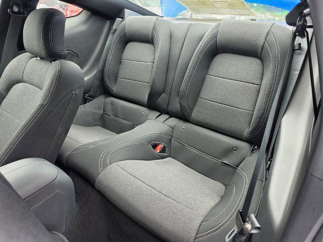 Certified 2025 Ford Mustang Coupe image 27