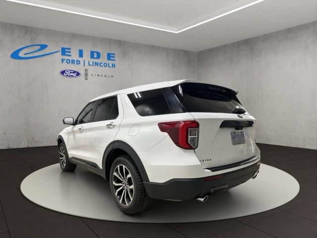Certified 2022 Ford Explorer ST-Line AWD/4WD image 8