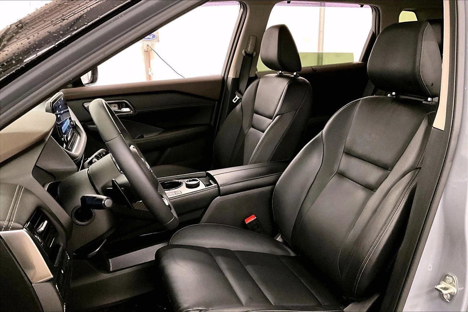 Used 2023 Nissan Rogue SL w/ SL Premium Package image 24